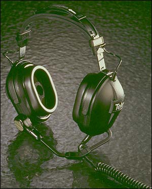 ph10.jpg (25103 bytes)